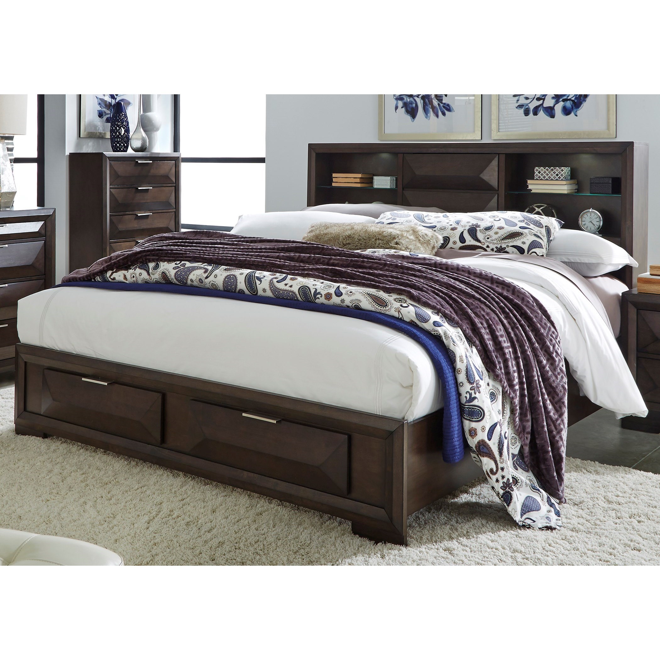 King Bed With Storage Bench Footboard Bed Rail Brynhurst Traditional